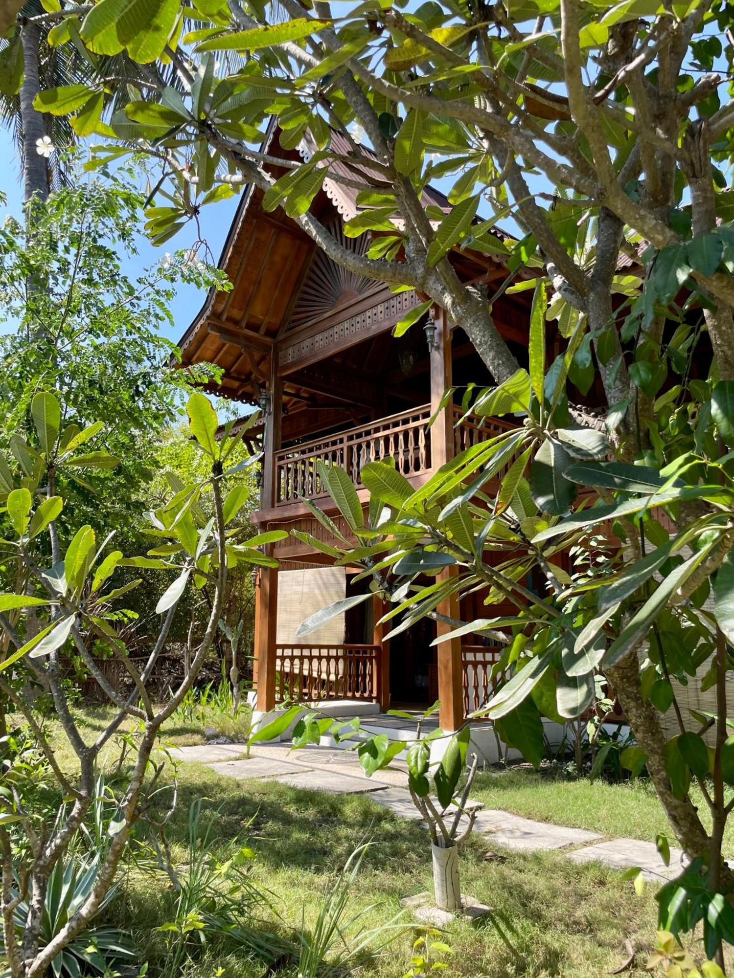 The Exile Sunsetpoint Hotell Gili Trawangan Eksteriør bilde