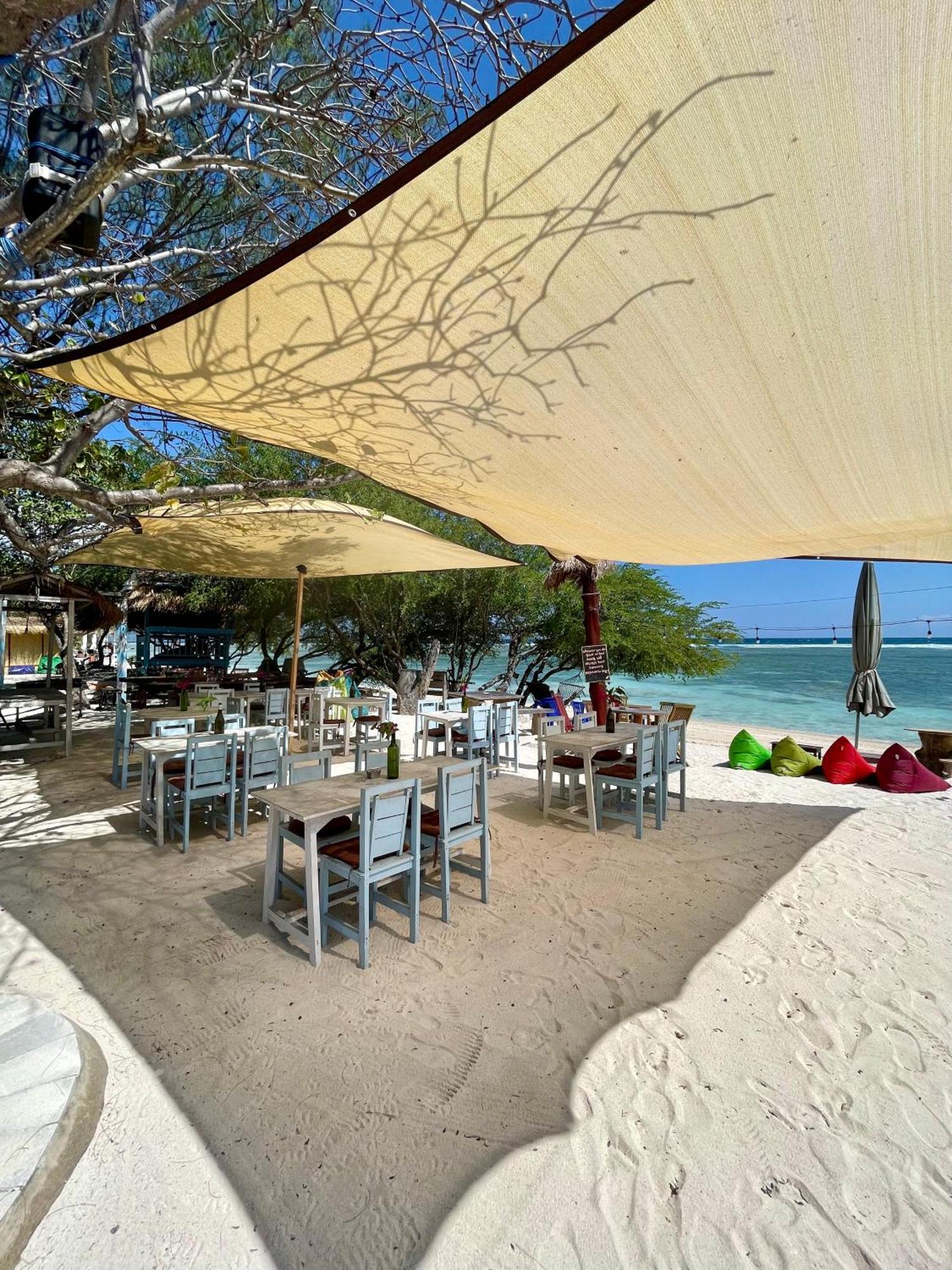 The Exile Sunsetpoint Hotell Gili Trawangan Eksteriør bilde