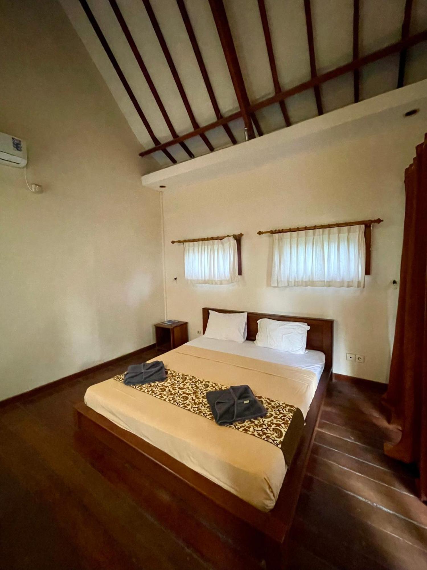 The Exile Sunsetpoint Hotell Gili Trawangan Eksteriør bilde